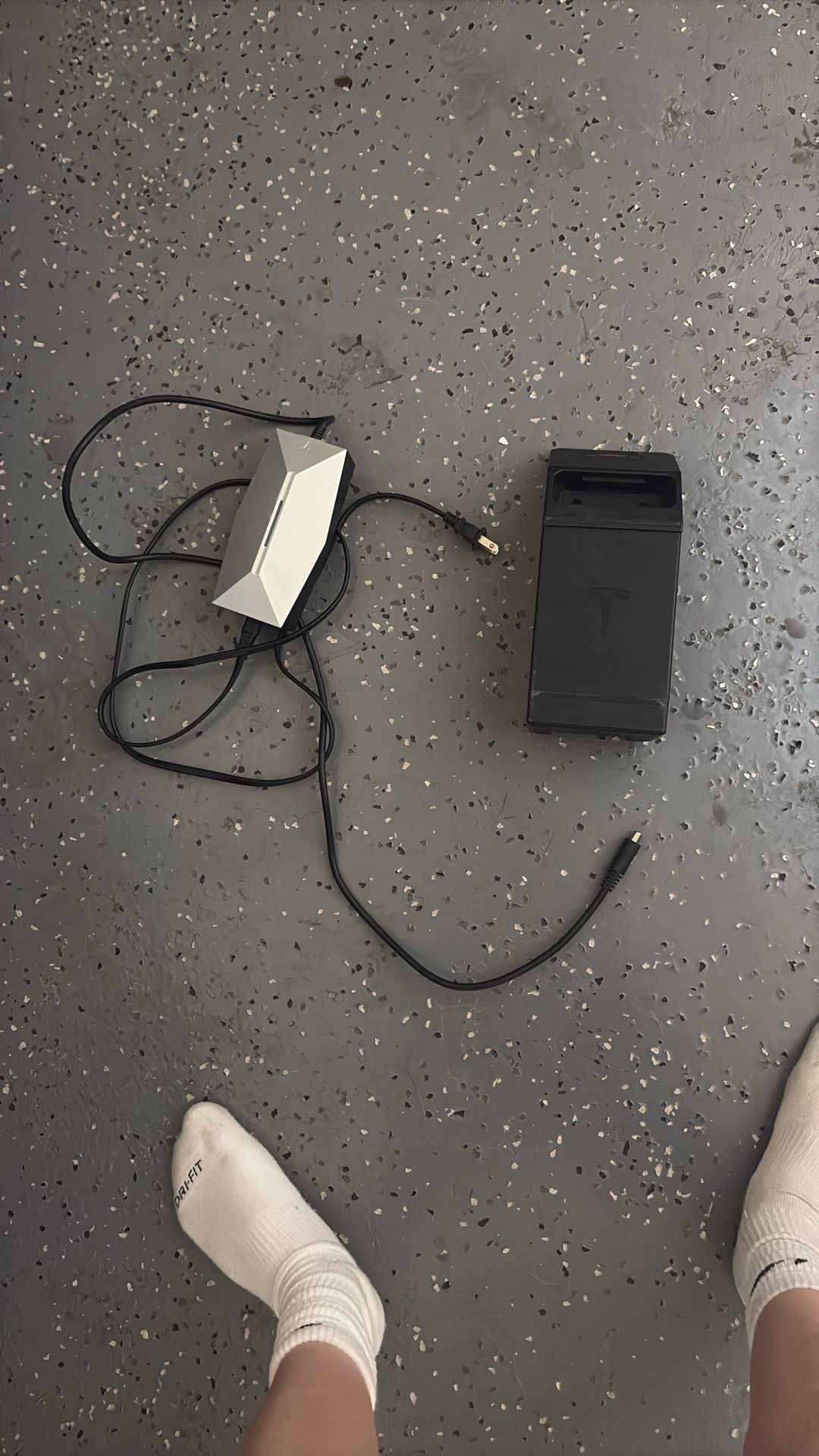 Tesla Quad Battery And Charger
