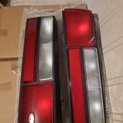 Ford Mustang Lx Gt Taillights 79-81