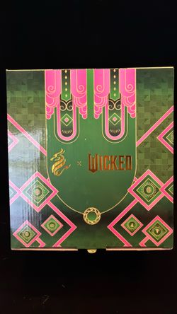 New in box Wicked wine glasses (set of 2)