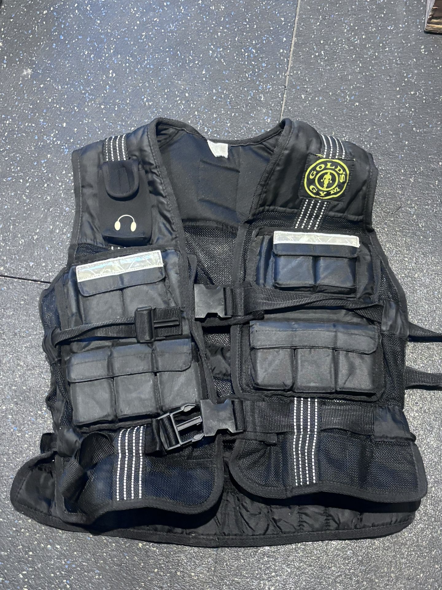 Golds Gym 20lb weighted vest