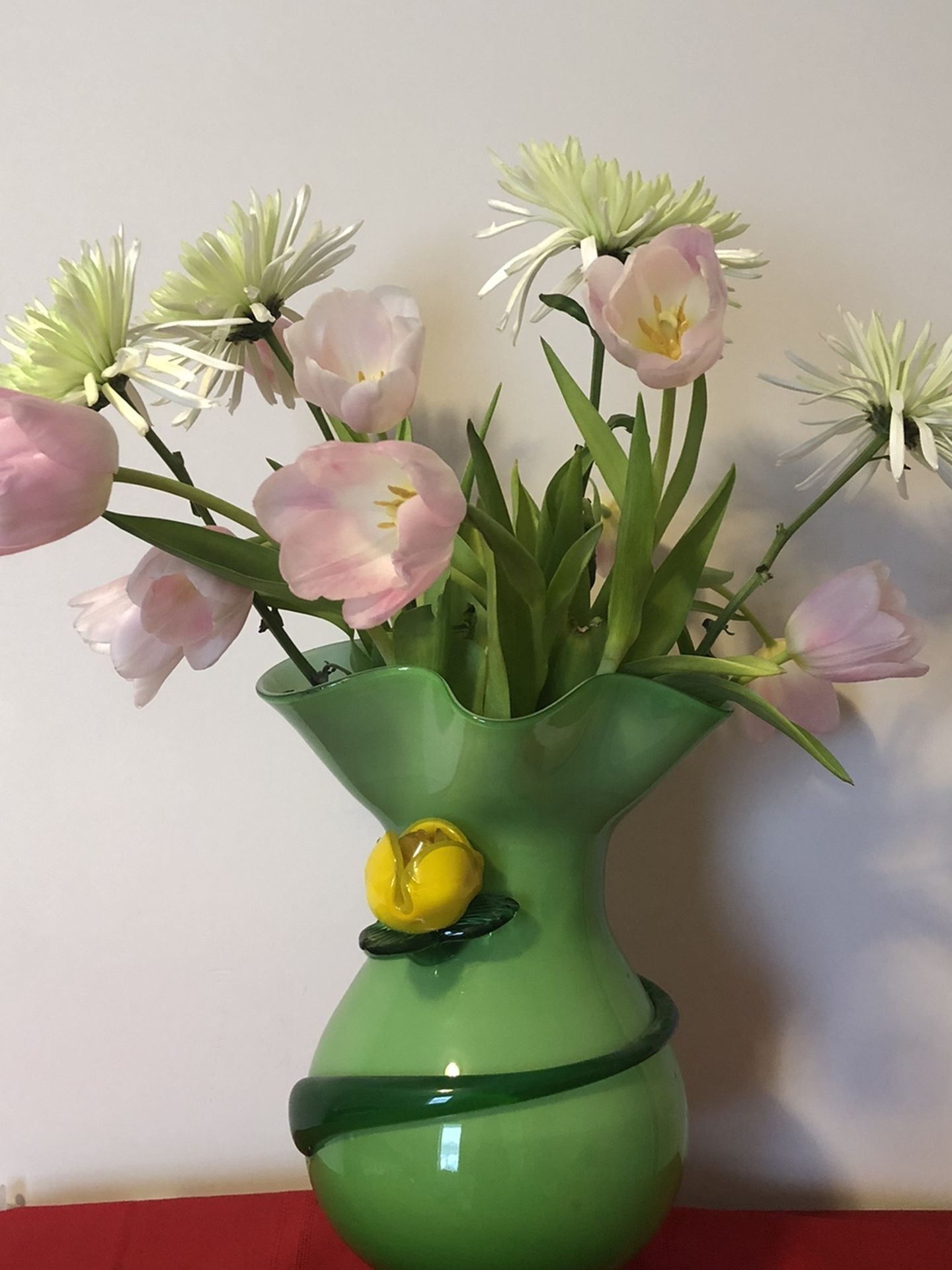 Huge Glass Vase For Two Dozen Fresh Flowers