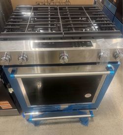 Kitchenaid slide in gas Range New in box