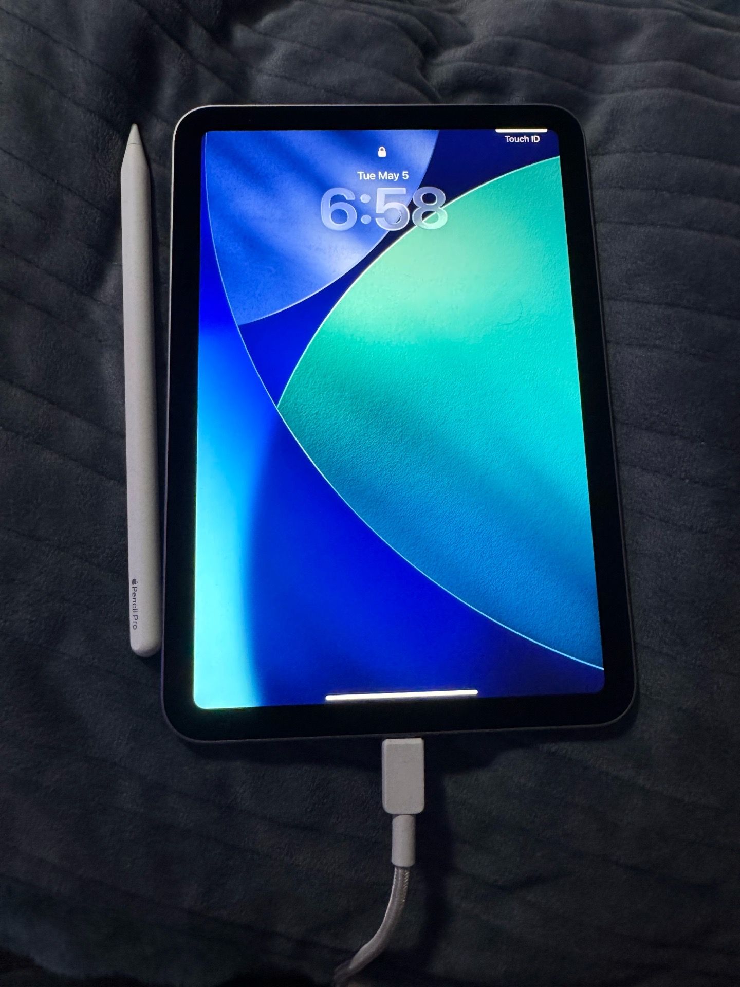 Ipad mini pro (A17 Pro Chip) with Apple Pencil