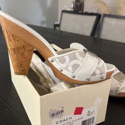 White Coach Wedge