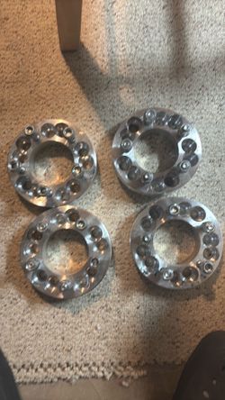 4 Wheel Spacers  /  Hub Adapters