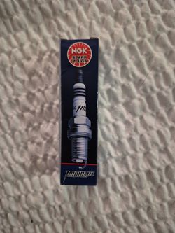 NGK Spark Plug 2669  Iridium IX BKR9EIX 14mm Copper Core, Gasket