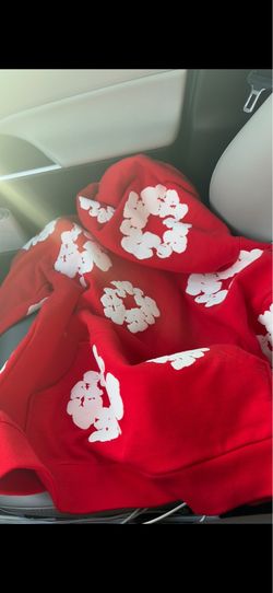 Sweater designer