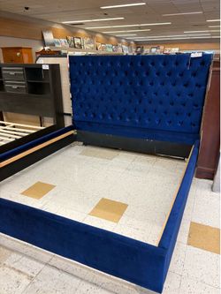 Navy Blue Tufted Velvet King Size Bedframe