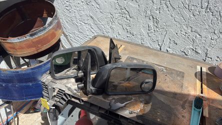 Mirrors for Toyota Tacoma 99
