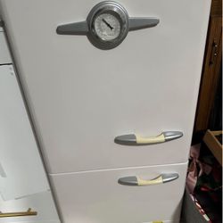 Pottery Barn, Play Kitchen Refrigerator