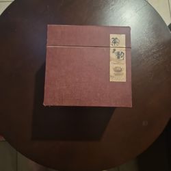 Antique Chinese Teapot And Cups