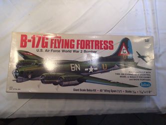 1/6 B-17G Boeing Flying Fortress Model Kit