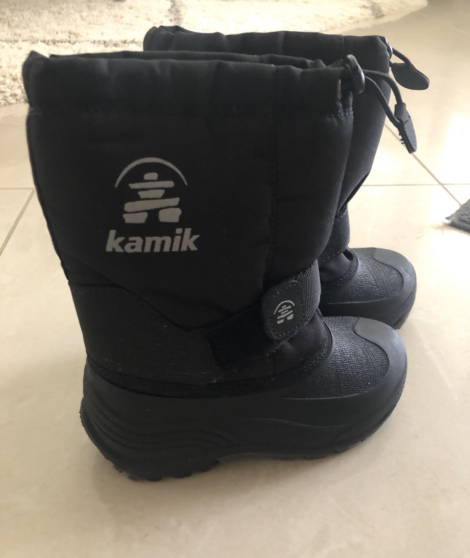 Kids snow boots