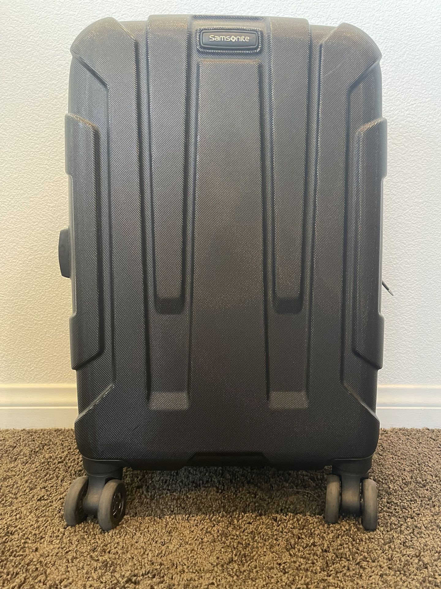 Samsonite Hardside Expandable Luggage with Spinner Wheels, Carry-On 20-Inch, Black