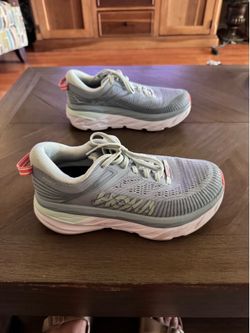HOKA ONE