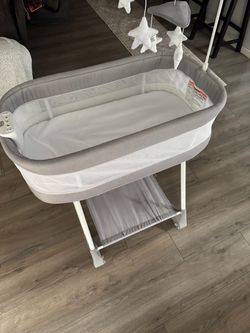 Simmons Baby bassinet