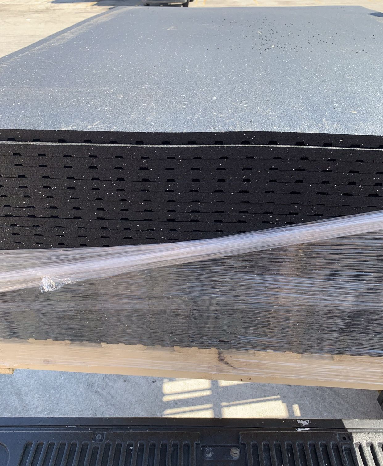 Brand New Black Rubber 4ft x 6ft 3/4 inch mat Home/Commercial $90 Each