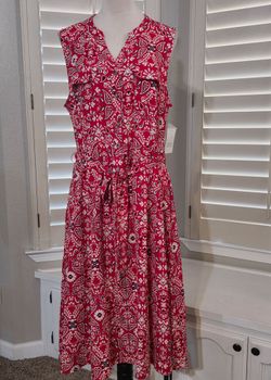 Dress / Kraft and borrow