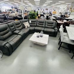 MODULAR RECLINING SECTIONAL