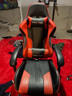 Gaming chair