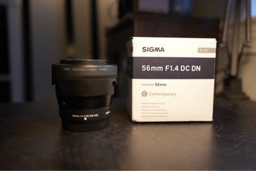 Sigma 56mm f1.4 lens for fujifilm x mount