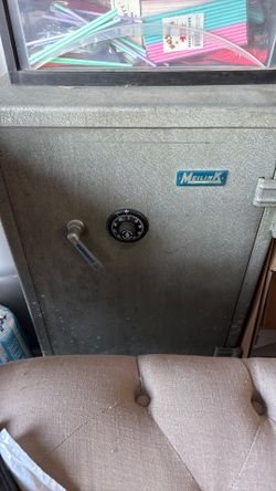 Vintage Meilink Safe Works With Code READ THE DESCRIPTION!!! Approx 2 Feet Wide And 1.5 Deep X 4 Tall