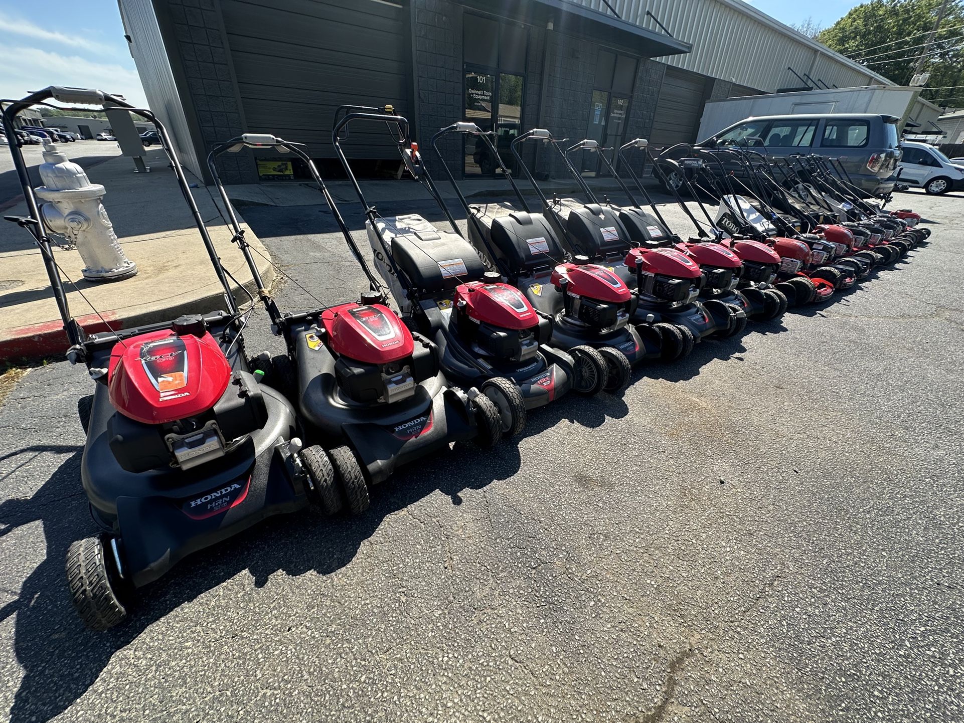 Gas Lawn Mowers