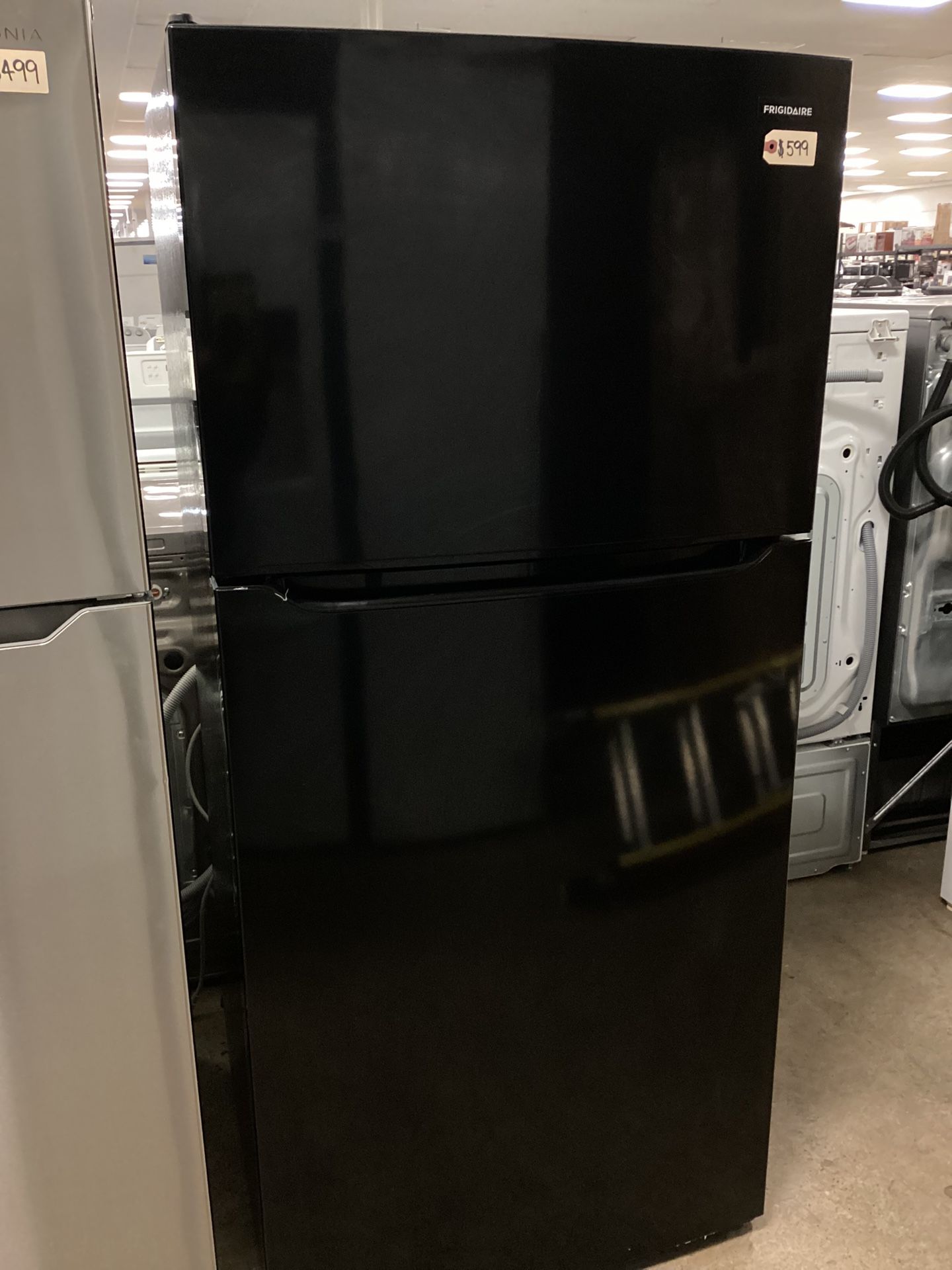 Frigidaire Top Freezer Refrigerator