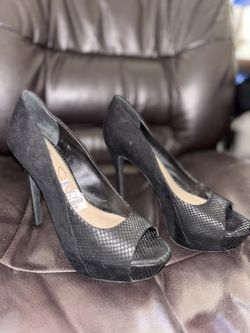 Shoes (heels)