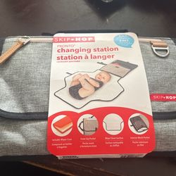 Skiphop changing station