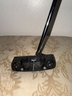 Odyssey X-ACT Tank Approach Golf Chipper / Putter