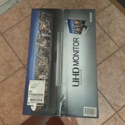 Samsun Monitor UHD 28”