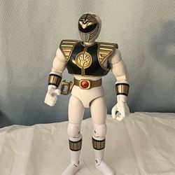1993 Bandai Mighty Morphin Power Rangers White Ranger 8" With Shield