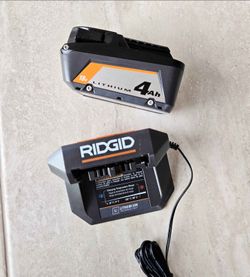 RIDGID 18V 4.0 Battery and Charger