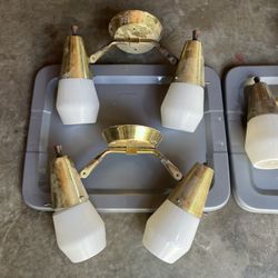 Only 200.00 Real Mid-Century Modern Italian Brass and Glass Wall Sconces, 1960s, Set of 2 doubles and 3 singles Light Fixture