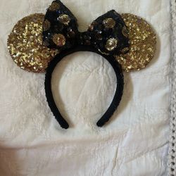 Authentic Minnie Ears