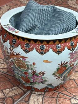 Large Decorative Oriental Ceramic Planter / Cachepot – Floral Design