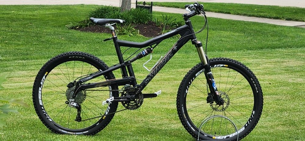 SANTA CRUZ HECKLER - LARGE FRAME - DROPPER POST - FULL SUSPENSION - TUNED