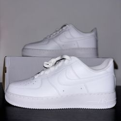 Air Force 1 ‘07  Triple White - Brand New SZ 9