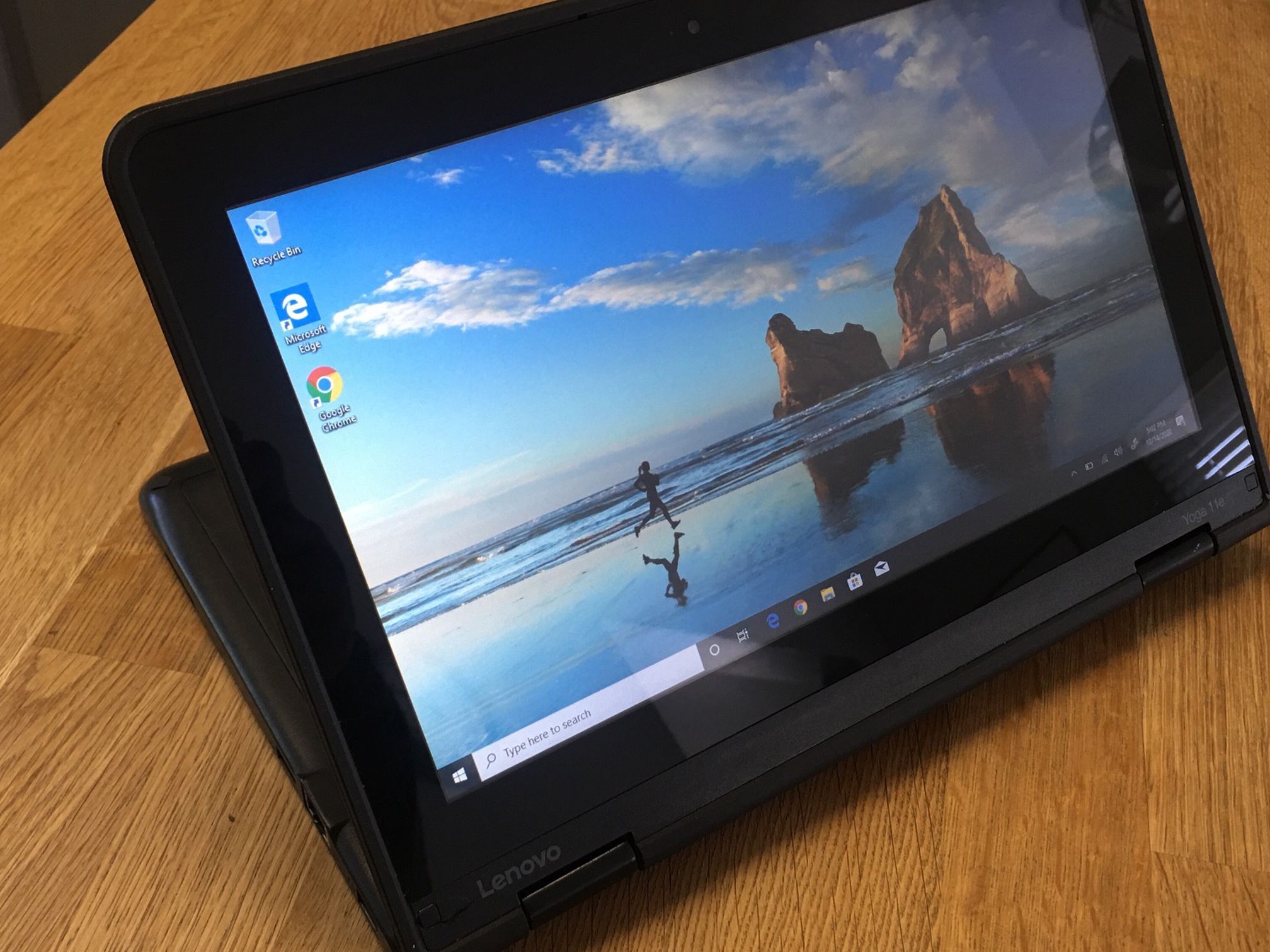 Lenovo ThinkPad Laptop - 2-in-1 Converts To A Tablet - Intel i3 / 8GB Memory / 120GB SSD Hard Drive