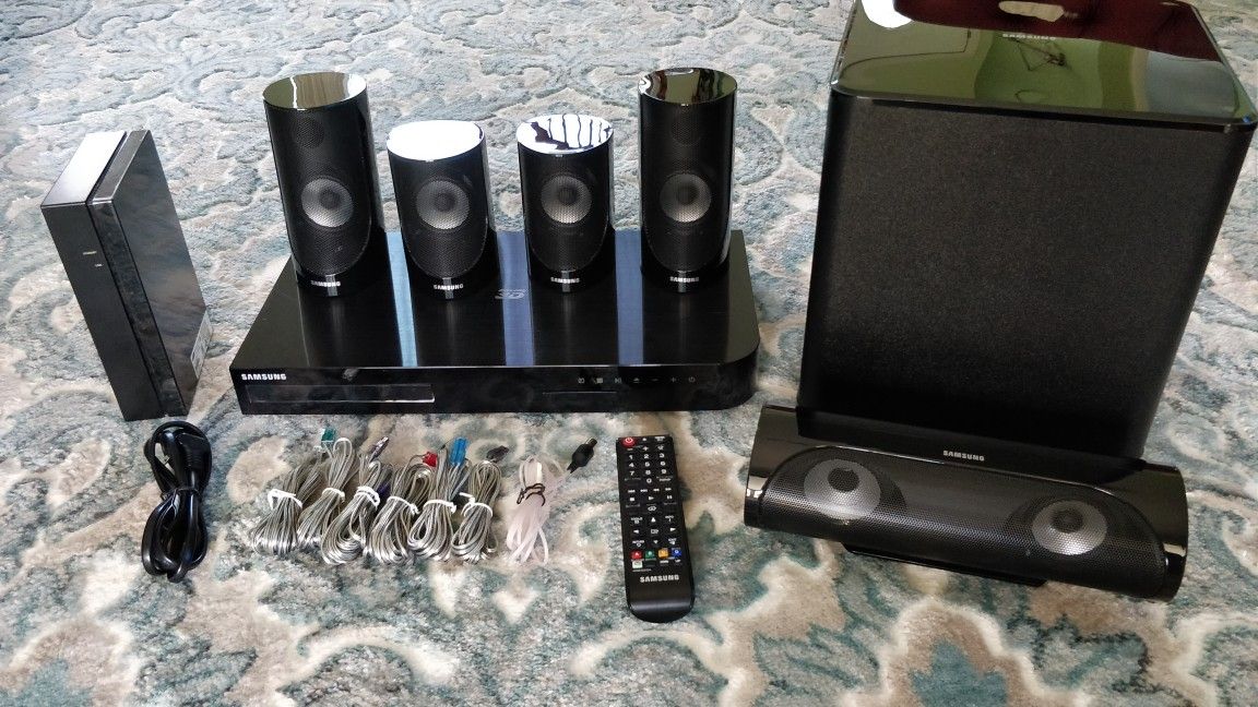 Samsung HT-J5500W home theater 3D Blu-ray 5.1 Wi-Fi surround sound system