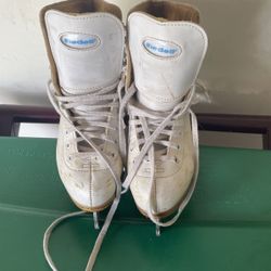 Riedell Figure Skates -size 3