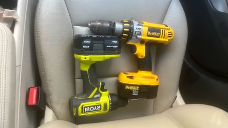 Dewalt Power Drill