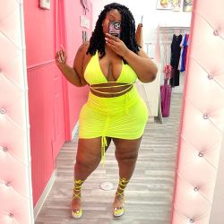 Hot Girl Plus Summer