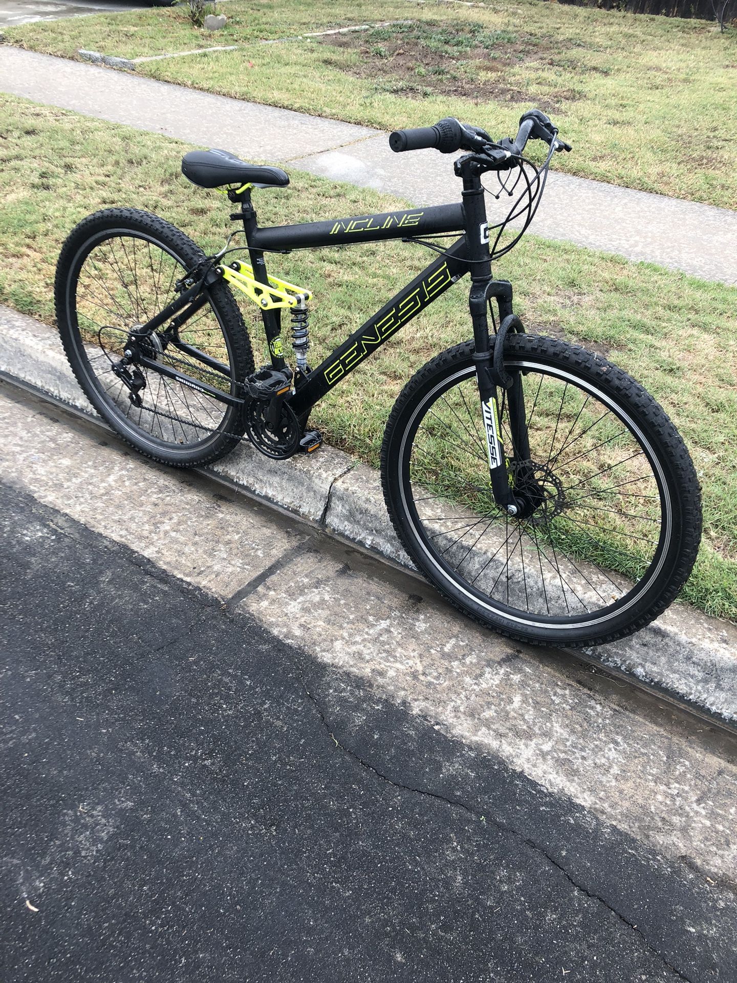 Genesis Mountain Bike 29 In Brand New for Sale in Stanton, CA OfferUp