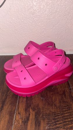 Pink Crocs (Mega Crush Sandal)