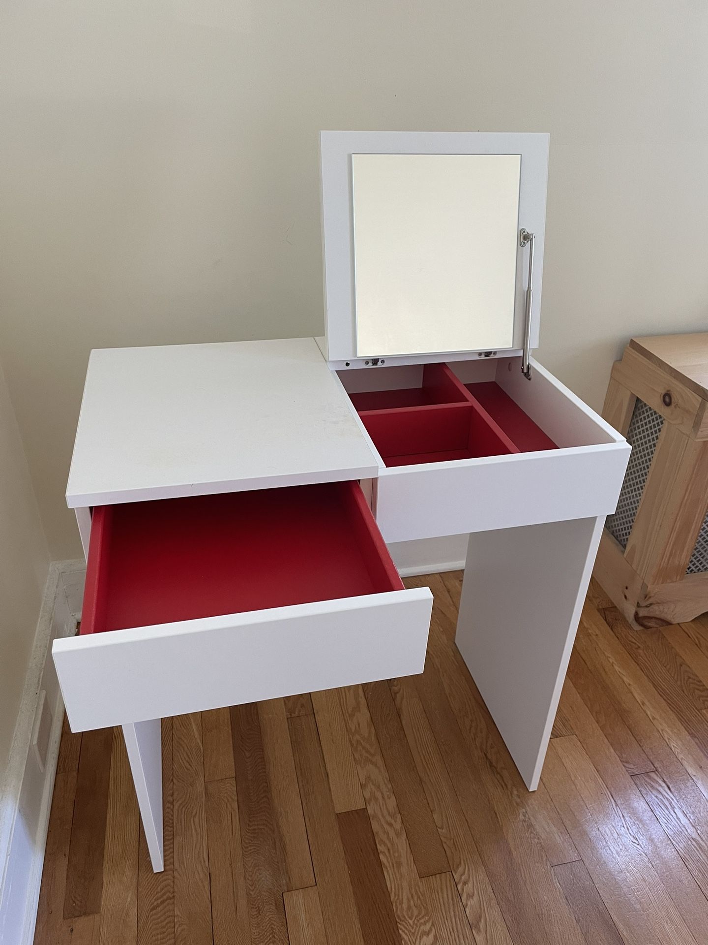 IKEA BRIMNES Dressing Table