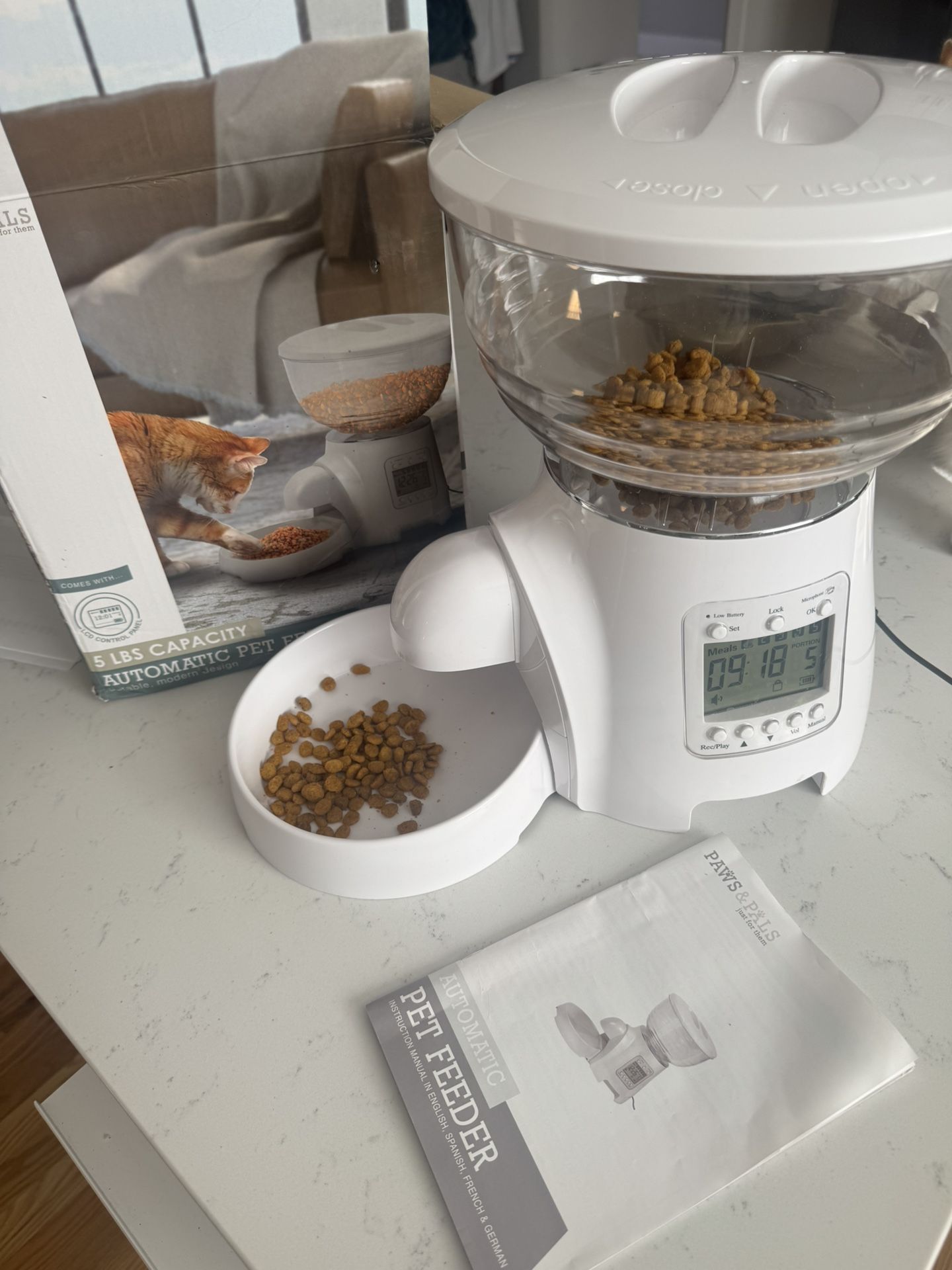 Automatic Cat/small Dog Feeder With Voice Recorder