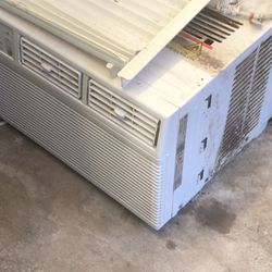 Kenmore 500 Watt Air Conditoner