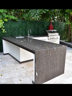 Outdoor Kitchen Islands